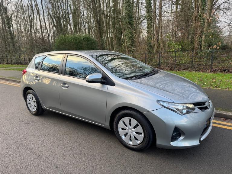 2013 Toyota Auris 1.33 Dual VVTi Active 5dr HATCHBACK Petrol Manual