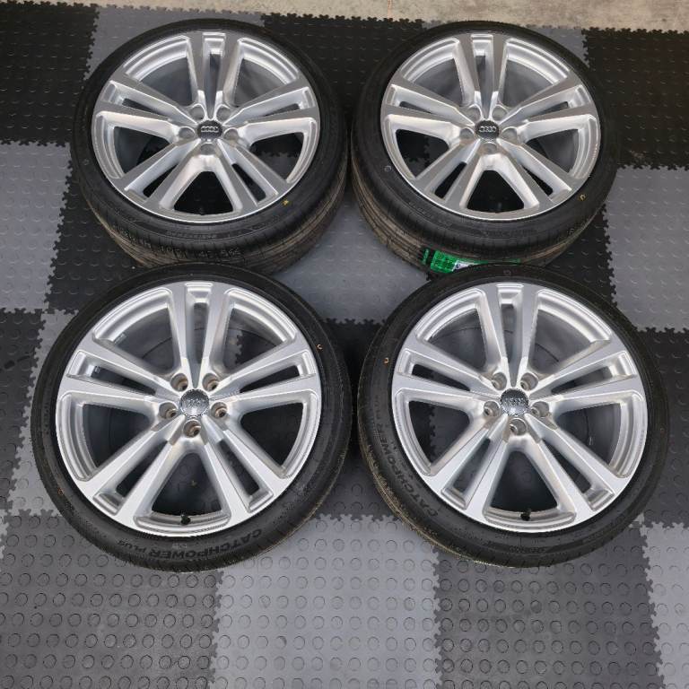 Genuine Audi 20" Alloy Wheels NEW tyres A4 A5 S5 S5 A6 A7 A8 Q3 RS Sport