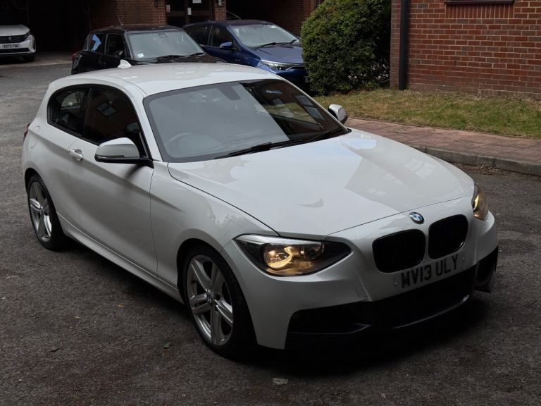 BMW, 1 SERIES, Hatchback, 2013, Semi-Auto, 1598 (cc), 3 doors