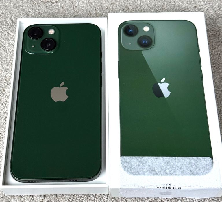 iPhone 13 Green 128gb Boxed in Mint Condition 97% Battery Health 