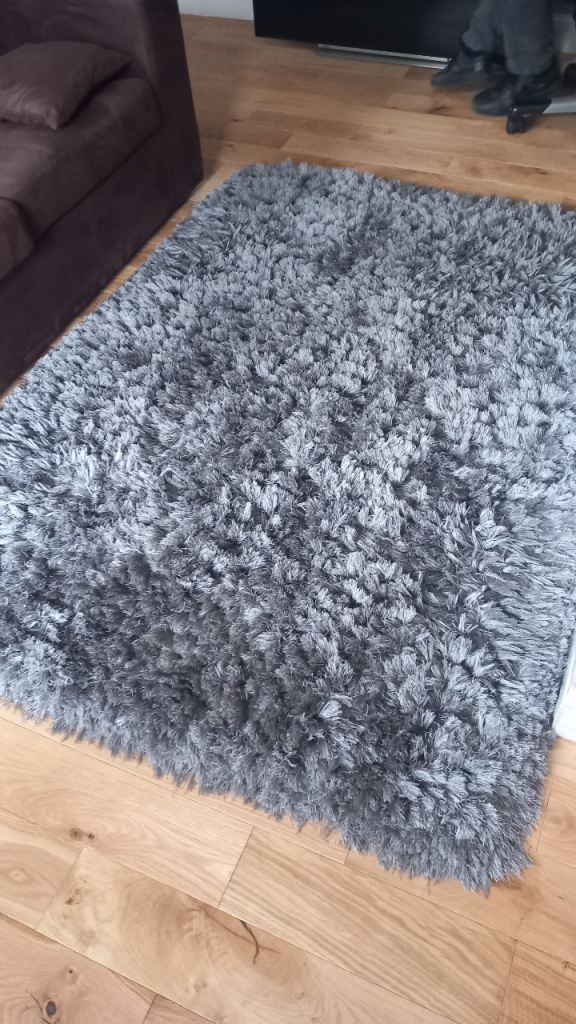 Grey Shaggy Rug 