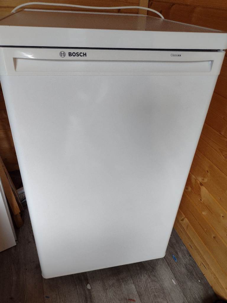 Bosch classiixx under counter freezer COLLECTION ONLY working good condition 
