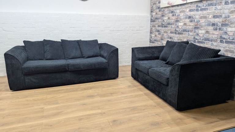 3+2 seater Cord Jumbo sofas-DELIVERY AVAILABLE