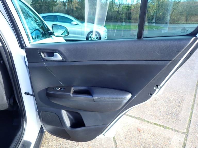 2019 19 KIA SPORTAGE 1.6 GDI 2 SUV 5DR PETROL MANUAL EURO 6 (S/S) (130 BHP)