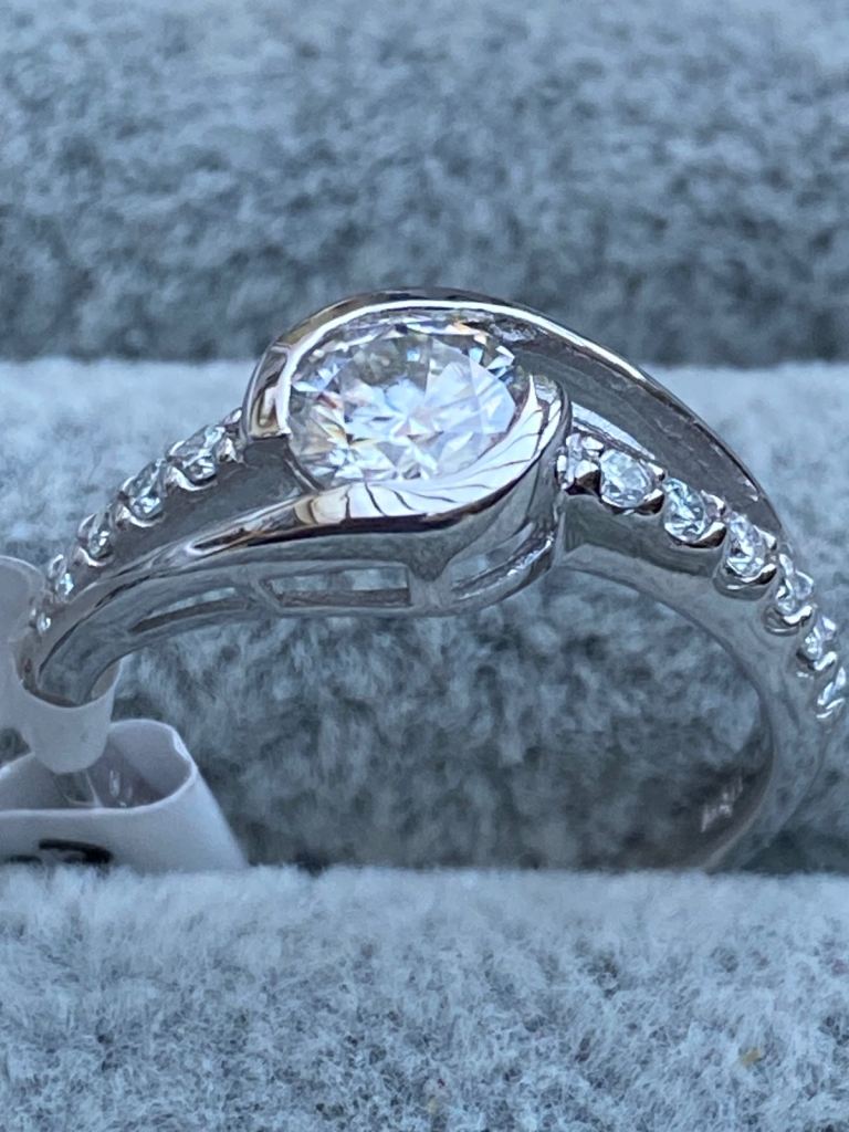 NEW Moissanite ring
