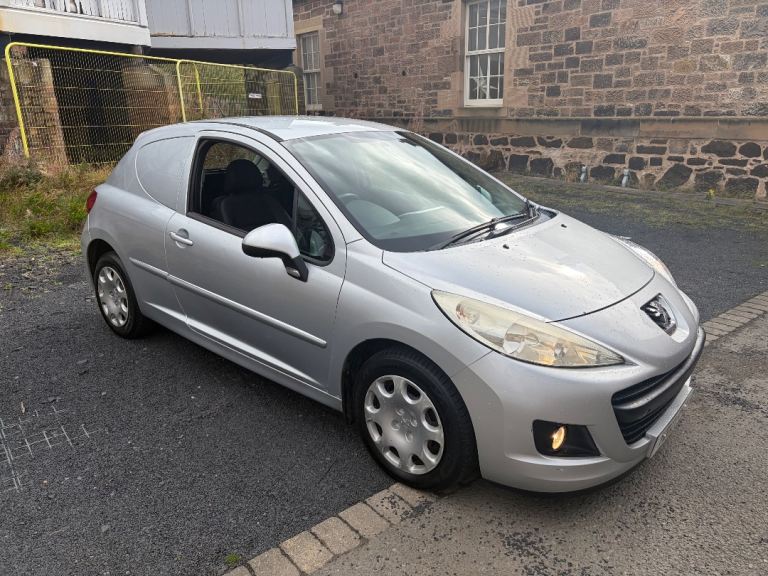 2012 PEUGEOT 207 1.4 HDI long mot drives great has starter issue cheap van 