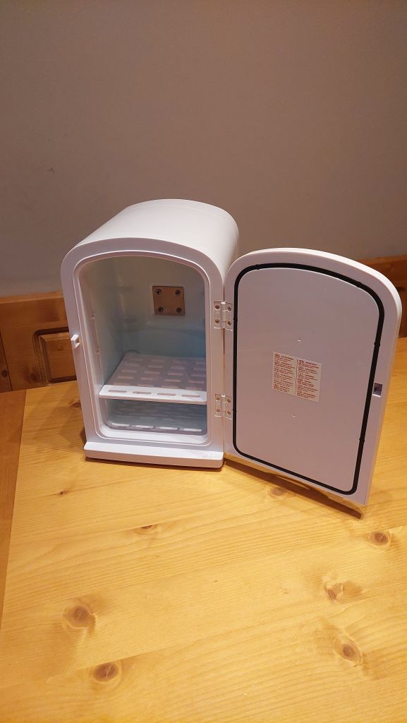 Mini Fridge - White, Good Condition