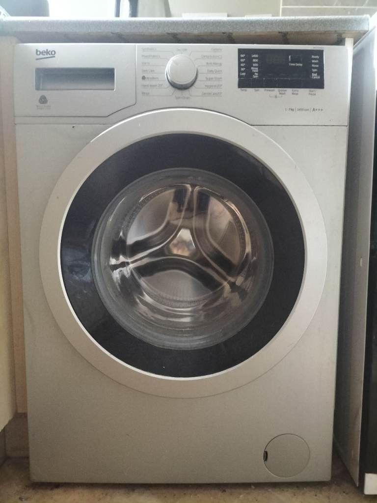 Beko Washing Machine – Silver, Good Condition