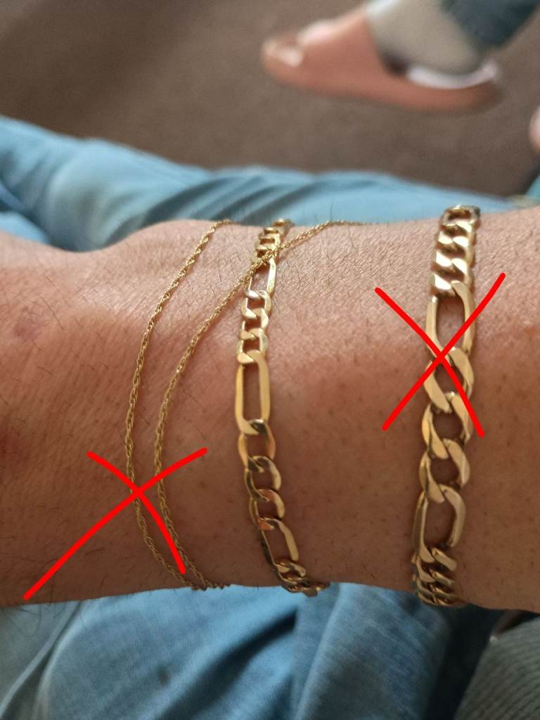 £199 gold 9 ct bracelet hallmark 375