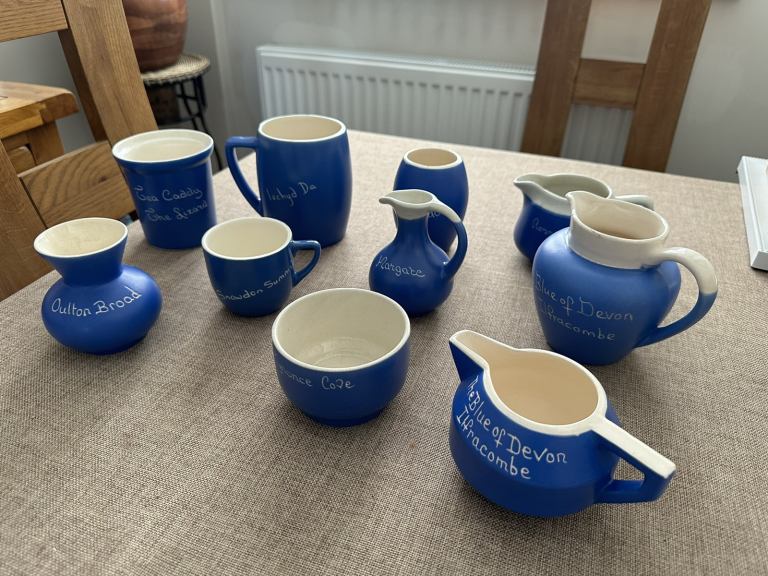 Devon Blue Pottery x 10 Pieces 