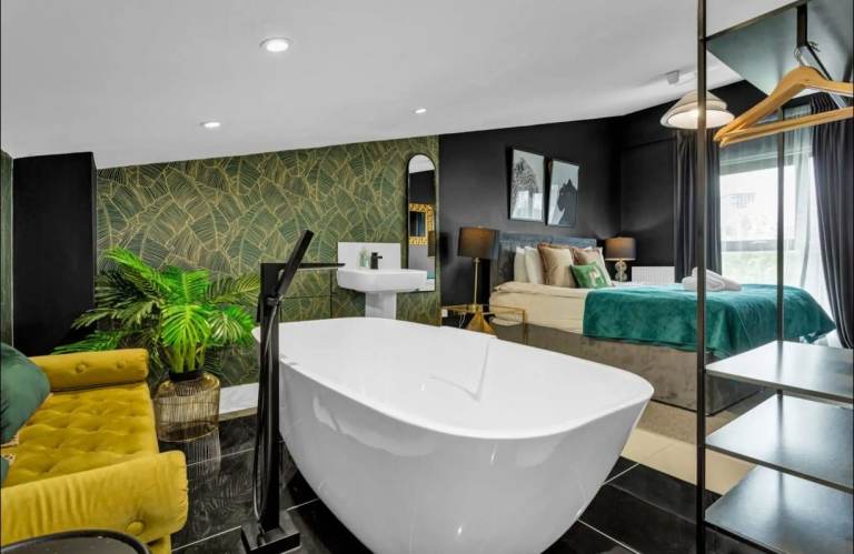 3 Bedroom House With Garden 