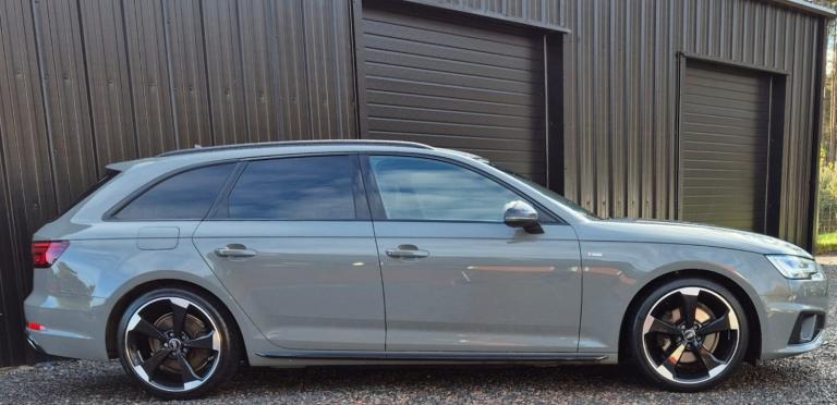 AUDI A4 AVANT 2.0 TFSI 35 Black Edition 2019