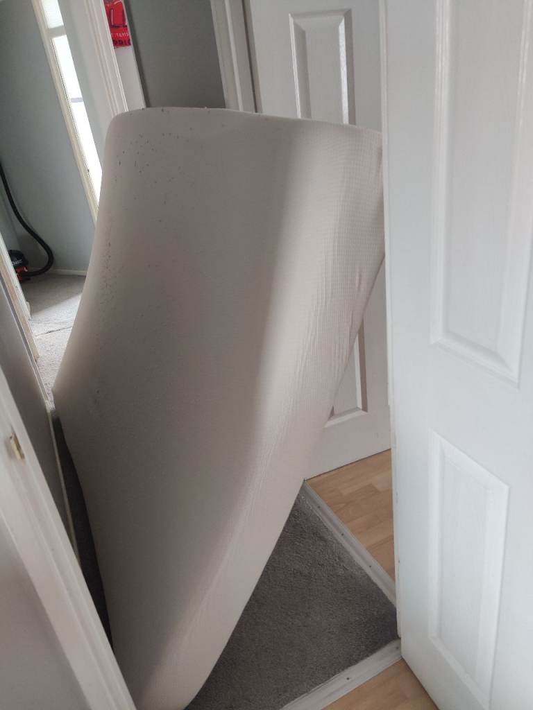 King size memory foam mattress for free 