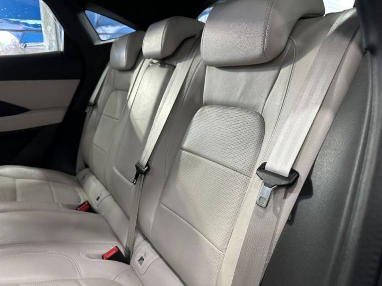 2020 Jaguar E-Pace 2.0 D180 R-Dynamic S SUV 5dr Diesel Auto AWD Euro 6 (s/s) (180 ps) ESTATE Dies...