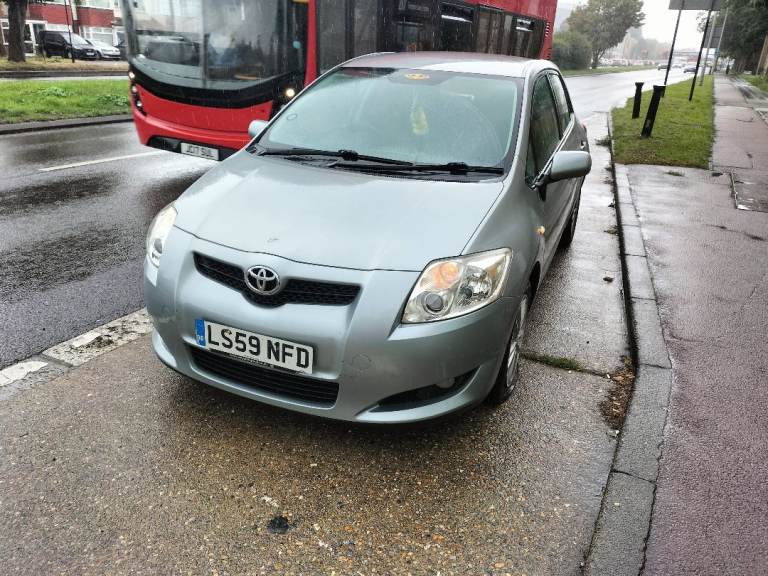 Toyota, AURIS, Hatchback, 2009, Manual, 1329 (cc), 5 doors