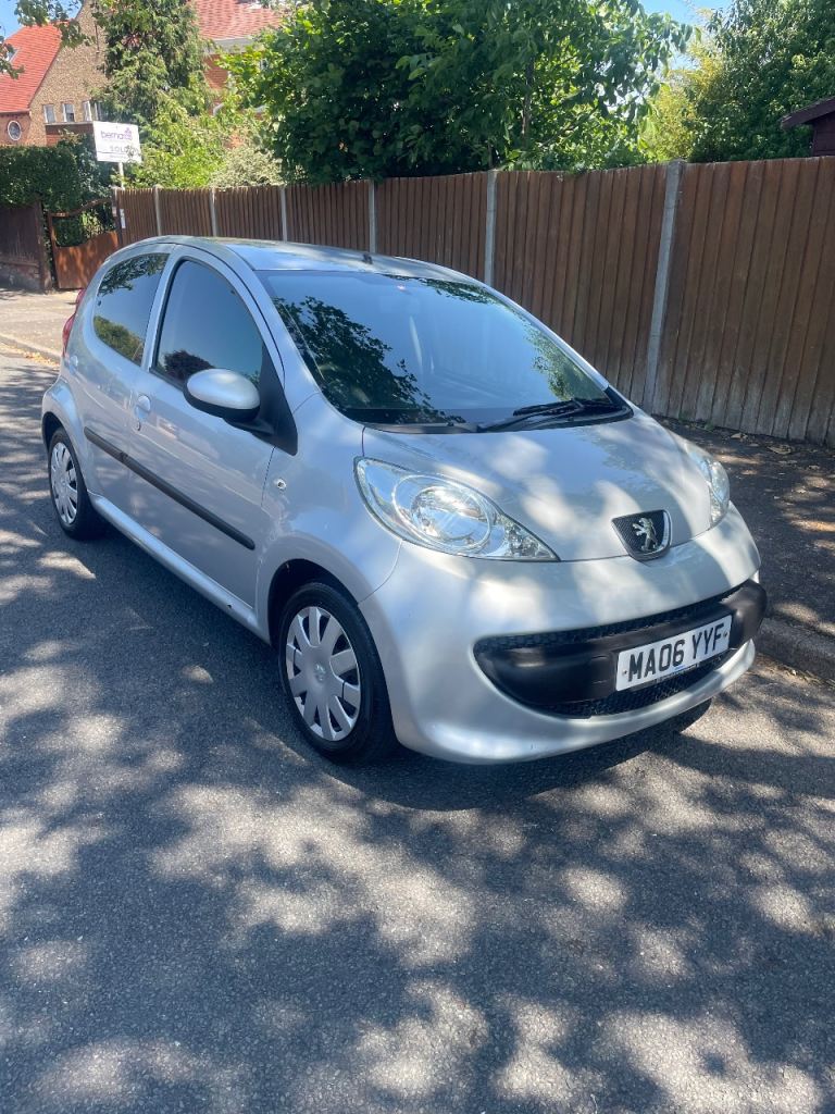 Peugeot, 107, Hatchback, 2006, Manual, 998 (cc), 5 doors