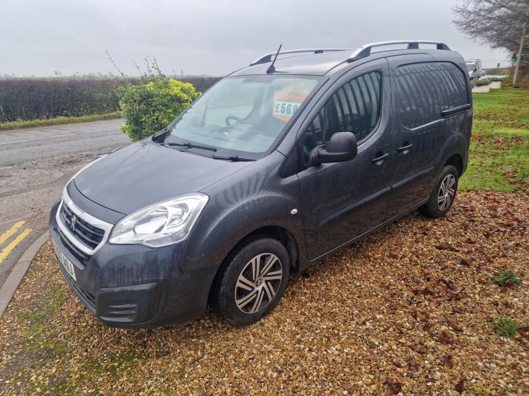 2017 Peugeot Partner 850 1.6 HDi 100 Professional Van Sat Nav PANEL VAN Diesel Manual