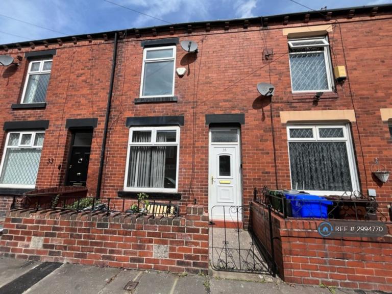 2 bedroom house in Crosby Road, Manchester, M40 (2 bed) (#2994770)