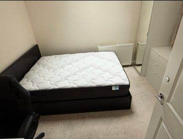 Spacious & Cosy Double Room For Rent AT SW16 2NF