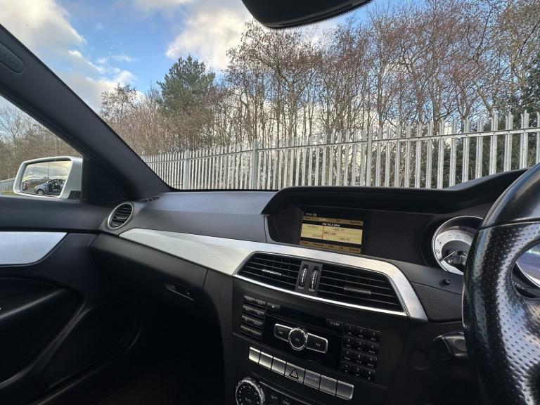 MERCEDES-BENZ C CLASS 1.8 2011