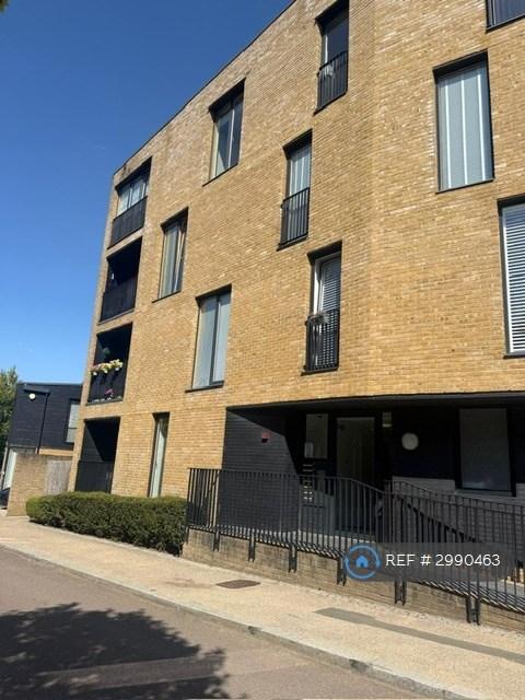 2 bedroom flat in Newhall, Harlow, CM17 (2 bed) (#2990463)