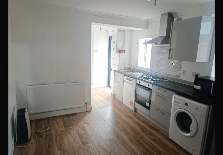 Beautiful 1 Bedroom Flat