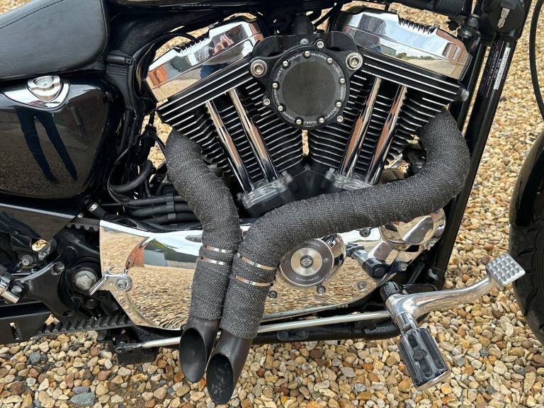 2007 Harley-Davidson Sportster XL 1200 C Custom Sport. 