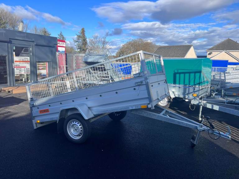 BRAND NEW 8,7FT X 4,2FT SINGLE AXLE TRAILER WITH 40CM MESH 750KG