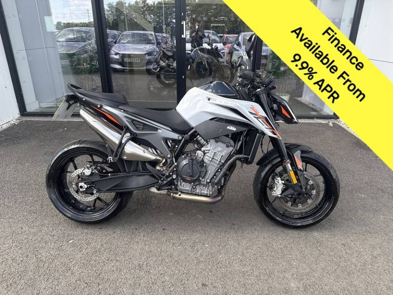 2023 KTM 790 Duke L Naked Petrol Manual