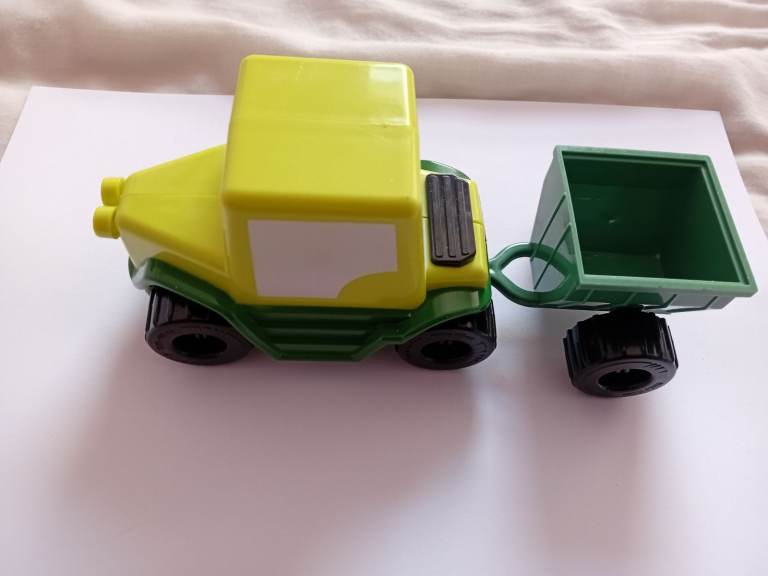 Small Toy Tractor & Trailer