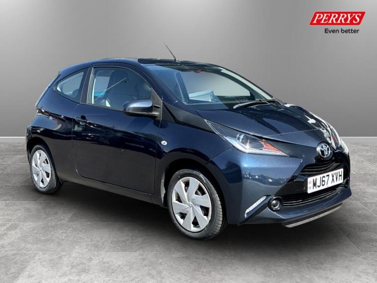 2018 Toyota AYGO 1.0 VVT-i X-Play 3dr Hatchback PETROL Manual