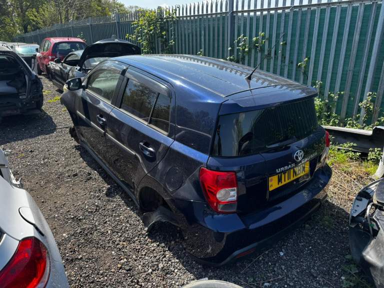 2011 TOYOTA URBAN CRUISER BLUE BREAKING SPARES PARTS