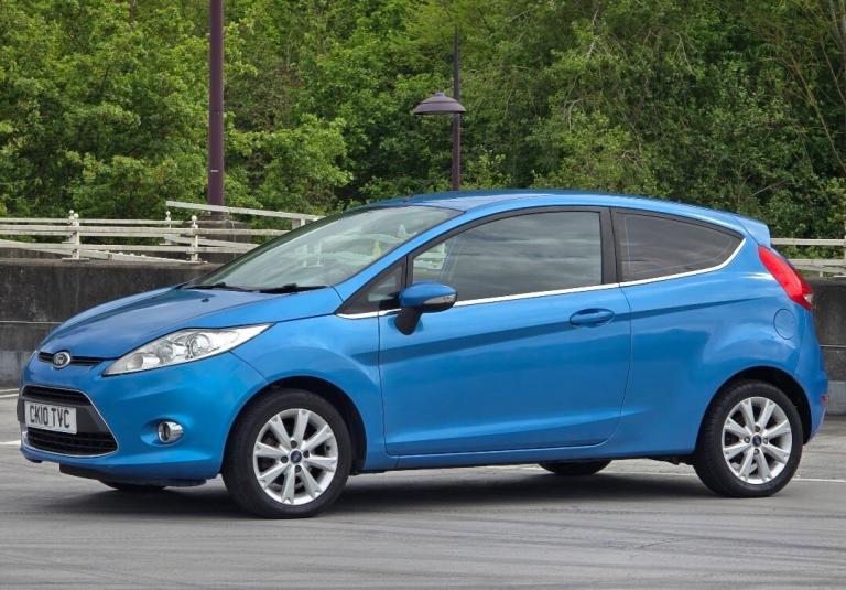 FORD FIESTA 1.4 PETROL MANUAL IN CLEAN CONDITION. 1 YEAR MOT. SERVICE HISTORY