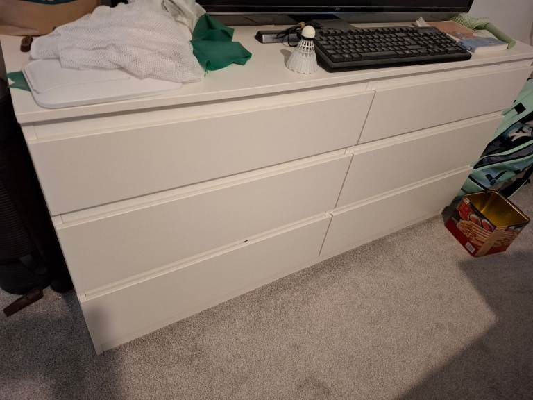 IKEA Malm 6-Drawer Chest – White and black, Good Condition