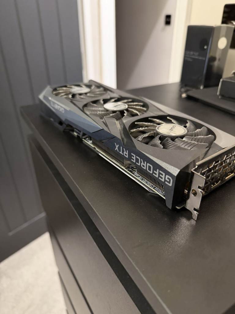 Gigabyte RTX 3060 Ti OC 8GB Graphics Card – Great Condition