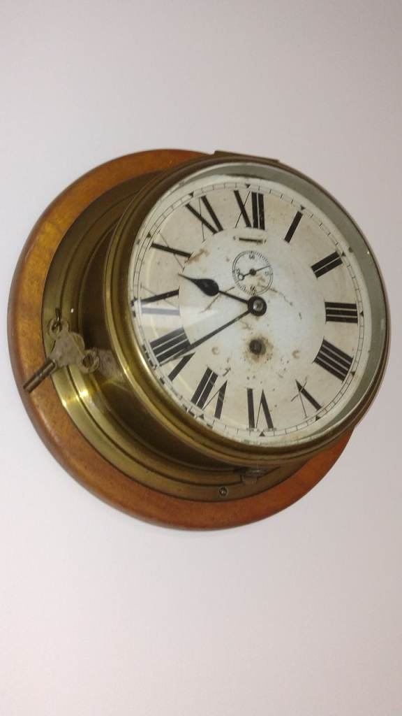 Ships bulkhead clock