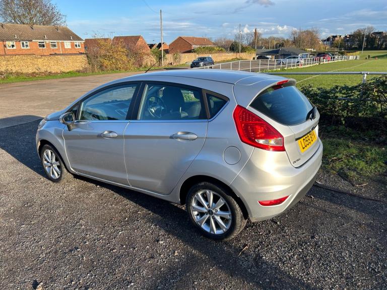 2009 Ford Fiesta 1.4 Zetec 5dr HATCHBACK Petrol Manual