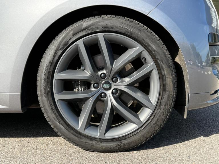 2024 Land Rover Range Rover Sport 3.0 D300 MHEV Dynamic SE SUV 5dr Diesel Auto 4WD Euro 6 (s/s) (...