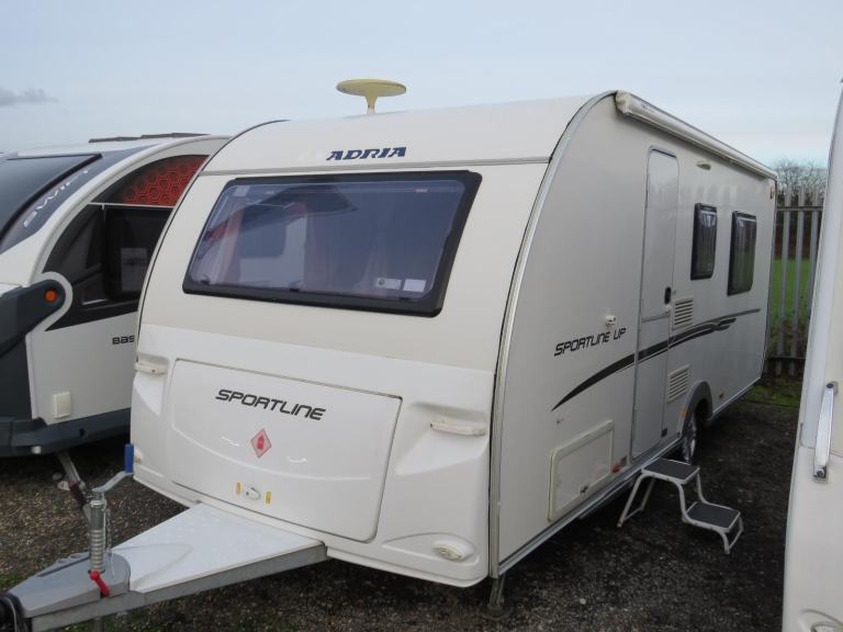 Adria Altea Sportline UP 532 Trent Rear Island Bed 4 berth