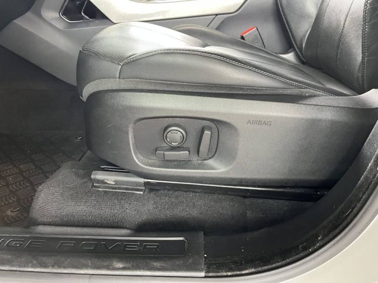 2018 Land Rover Range Rover Evoque 2.0 TD4 SE Tech SUV 5dr Diesel Auto 4WD Euro 6 (s/s) (180 ps) ...