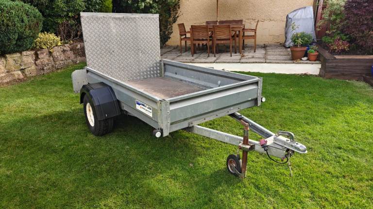 Indespension SE 750 Trailer with Ramp