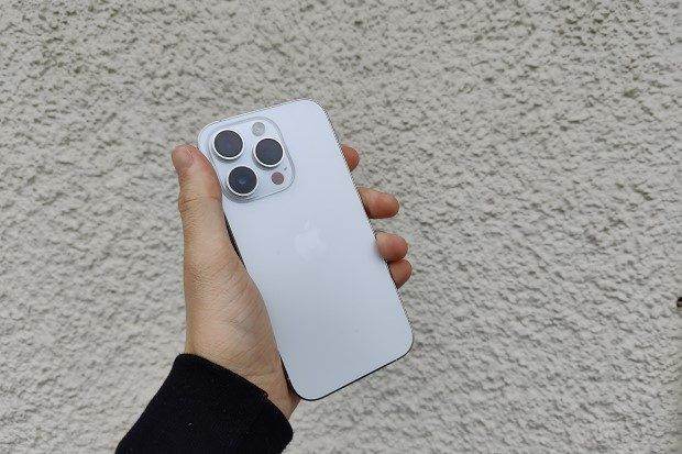 Unlocked Like New Used Apple Iphone 14 Pro One Year Warranty  