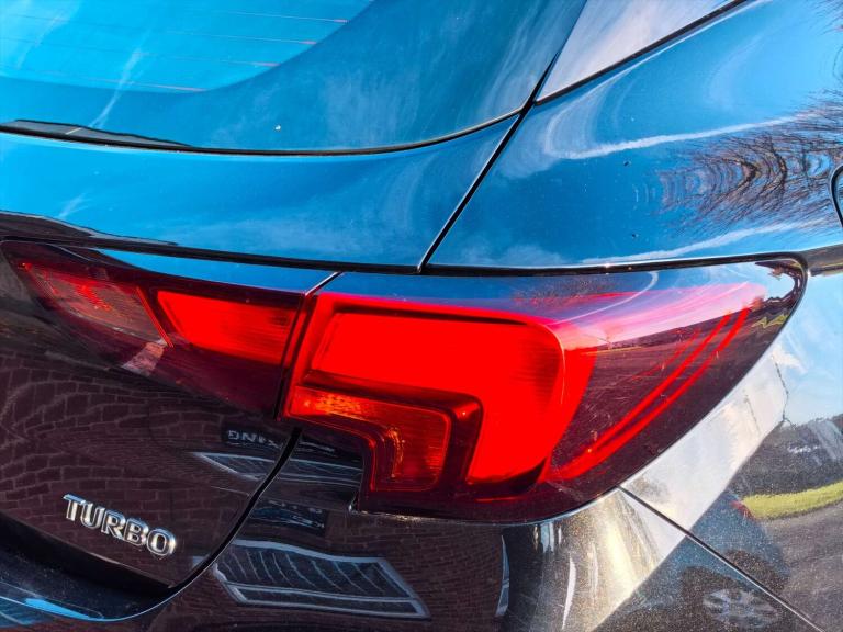 2017 Vauxhall Astra 1.4 Astra Elite Nav T 5dr - Full Service History - High Spec! Hatchback Petro...