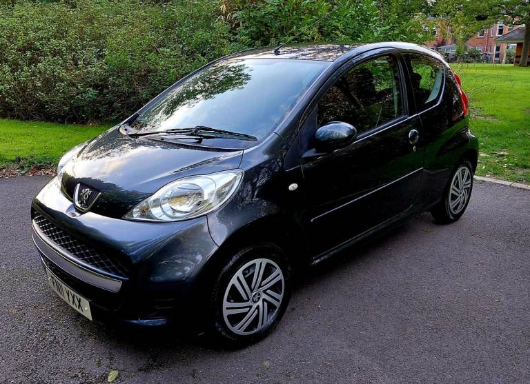 Peugeot, 107, Hatchback, 2011, Manual, 998 (cc), 3 doors