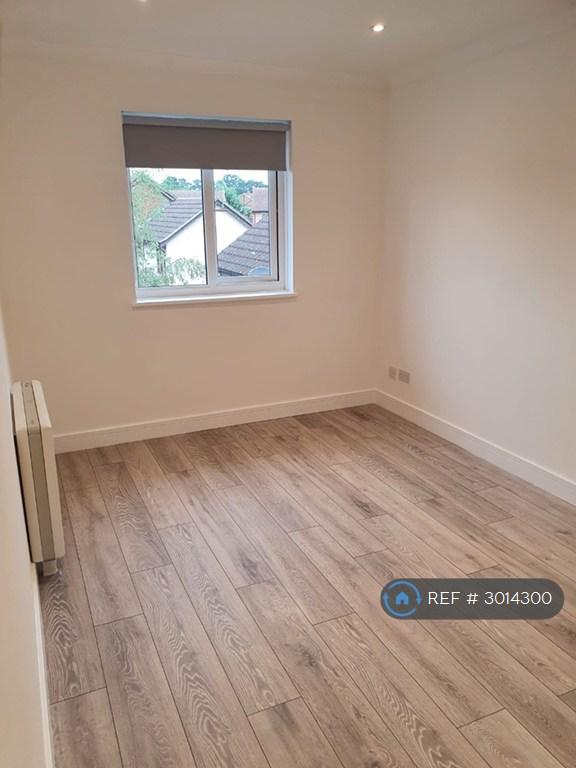 2 bedroom flat in Eldridge Close, Abingdon, OX14 (2 bed) (#3014300)