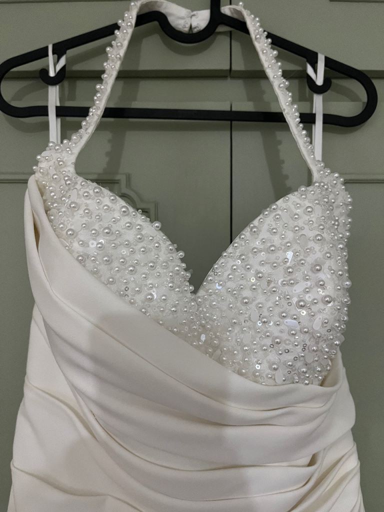 Brand new wedding dress