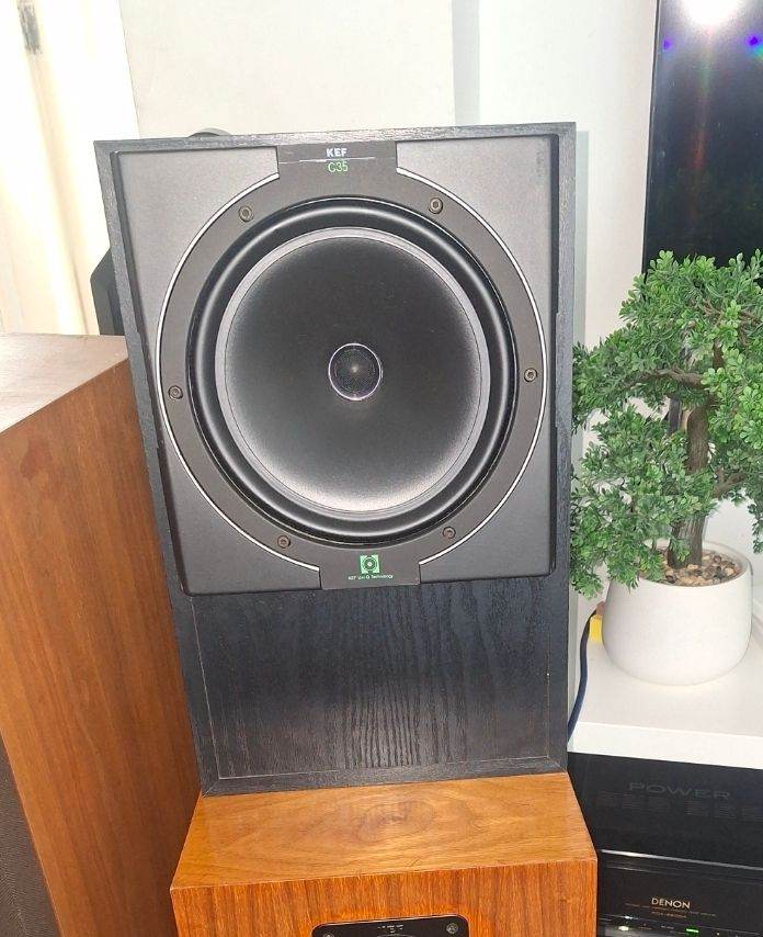 🎼 KEF C35 Speakers – Classic British Hi-Fi, Pure Musicality
