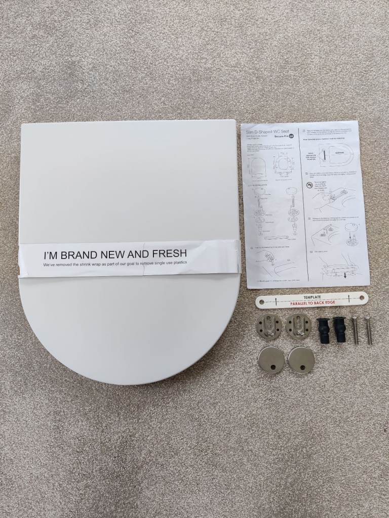 Roper Rhodes D Shaped Toilet Seat