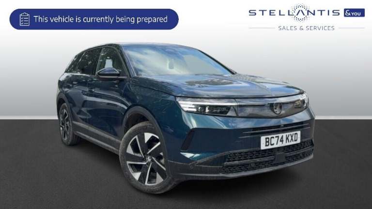 2025 Vauxhall Grandland 1.2 Hybrid [136] Ultimate 5dr e-DCT6 [Pan Roof] HATCHBACK PETROL Automatic