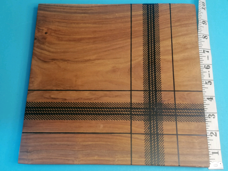 British Selbrae House India square oil wood grid heat insulation pad..